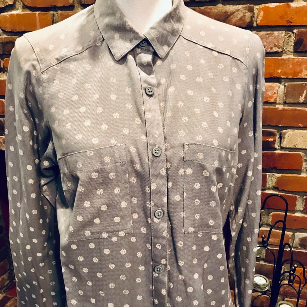 COLUMBIA Ladies Blouse - Grey w/ Cream Accents!